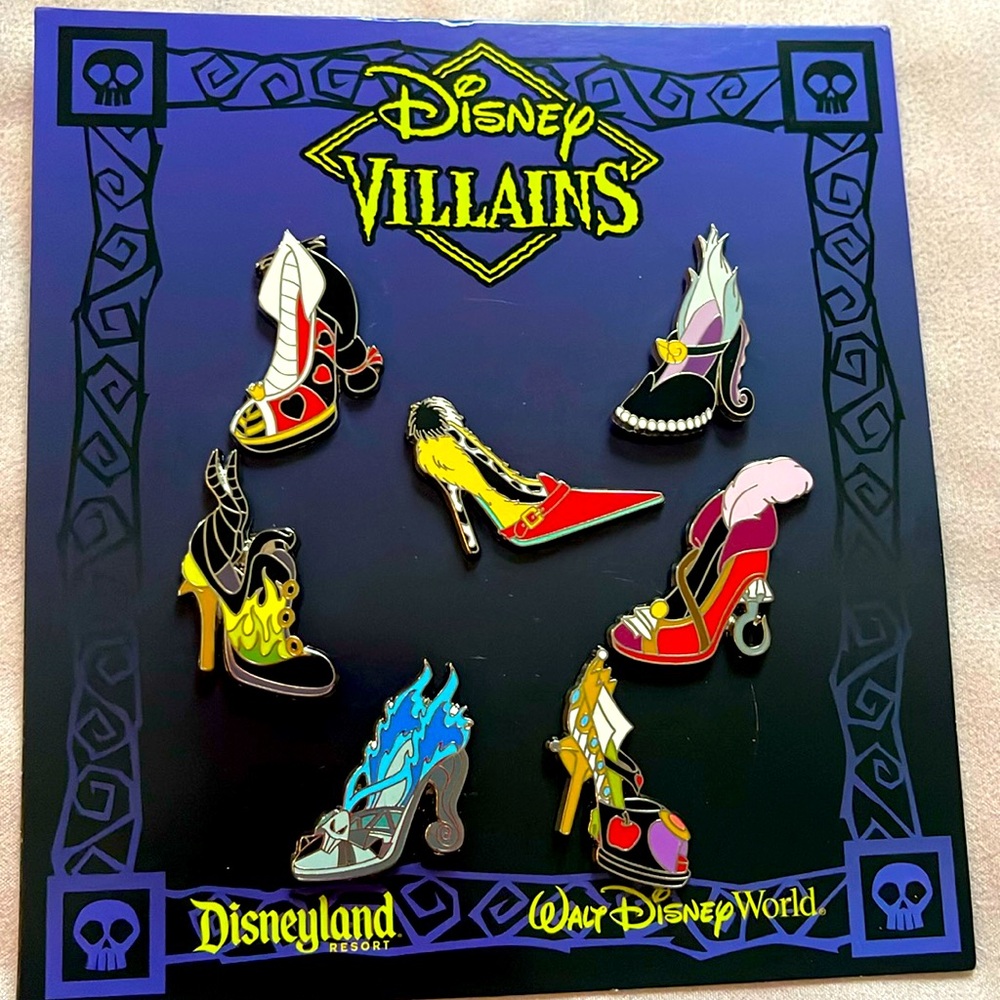 Disney villains pins, new never used